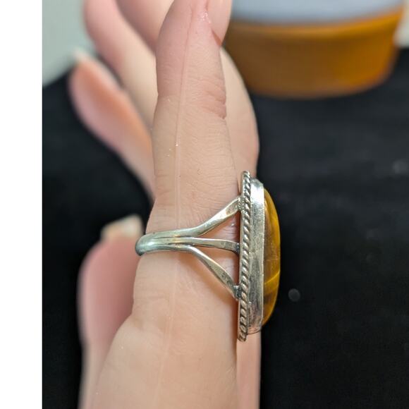 Vintage Sterling Silver Tiger's Eye Long Oval Native American Ring Size 4 - Picture 3 of 10